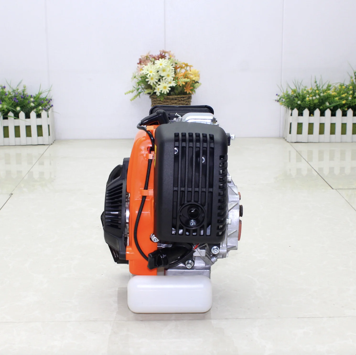 Silnik benzynowy 53.2CC 1.5KW  – Outdoor Power Brush recenzja i cena
